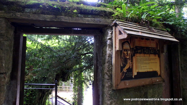 mother shipton's cave - knaresborough - yorkshire