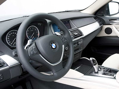 BMW X6 Interior Photo