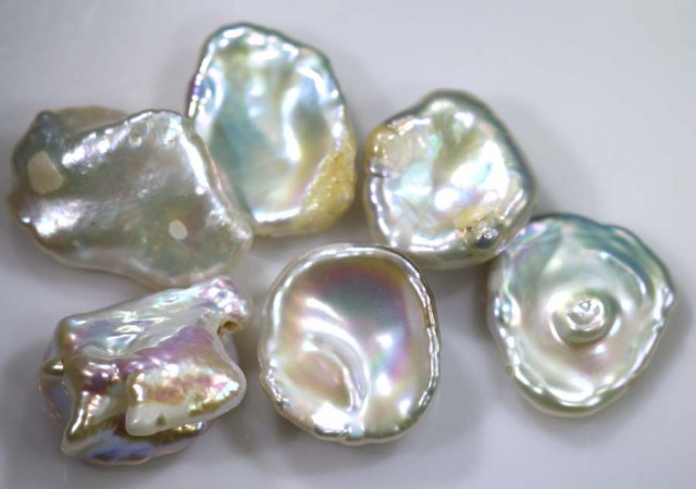 BENEFITS OF A PEARL STONE