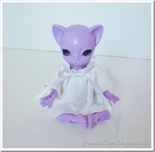 Unboxing a Clover Doll Echo, 1/4 ball jointed doll.