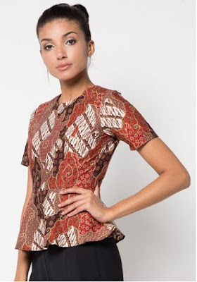 Model Baju Batik Solo untuk Kerja di Kantor