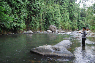 ra Memancing Untuk Mendapatkan Ikan Besar di Sungai Paling Jitu