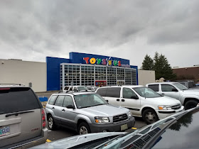 Toys R Us Bankruptcy Store Closing Sale