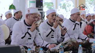 Lirik Arab Latin Suluk Sholawat Hubbun Nabi Lengkap