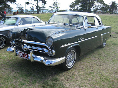 Ford Crestline