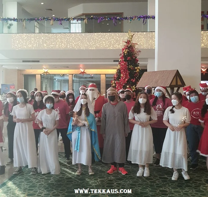 Christmas Carol Performance by Youth of Chapel Immaculate Conception