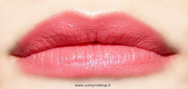 Swatch sulle labbra. Pupa - I'm Lipstick Limited Edition. 410 Strawberry Juice.
