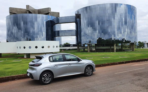 Novo Peugeot 208 2021 - Automático