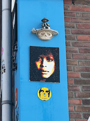 Streetart en stickers, Amsterdam-Noord