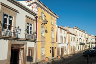 BUILDING / Hotel Casa Amarela ou Casa Magessi ou Casa de Philippe Orengo, Castelo de Vide, Portugal