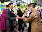 Jokowi dan Iriana Takziah ke Rumah Duka Almarhum Tjahjo Kumolo