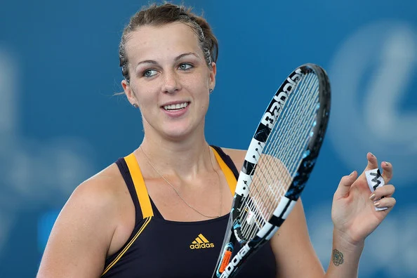 Anastasia Pavlyuchenkova Hand Image