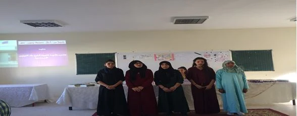 تلاميذ ثانوية الشيخ ماء العينين الإعدادية بسلا يعبرون عن رفضهم لظاهرة العنف بالوسط المدرسي 