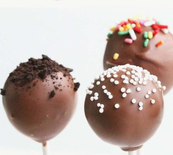 Oreo Cake Pop Recipe – Cookie Pops!