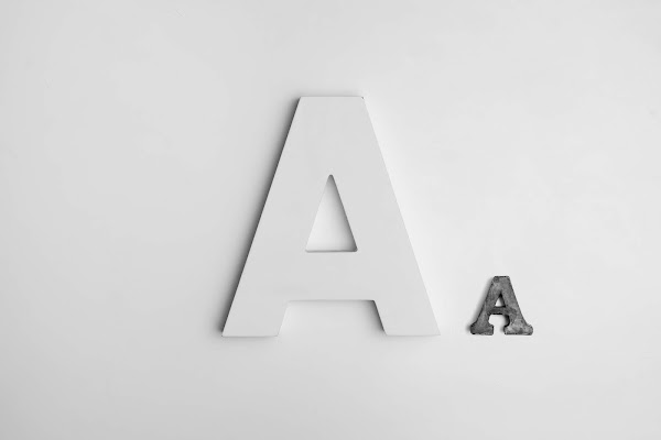 10 Professional Fonts for Logo Design