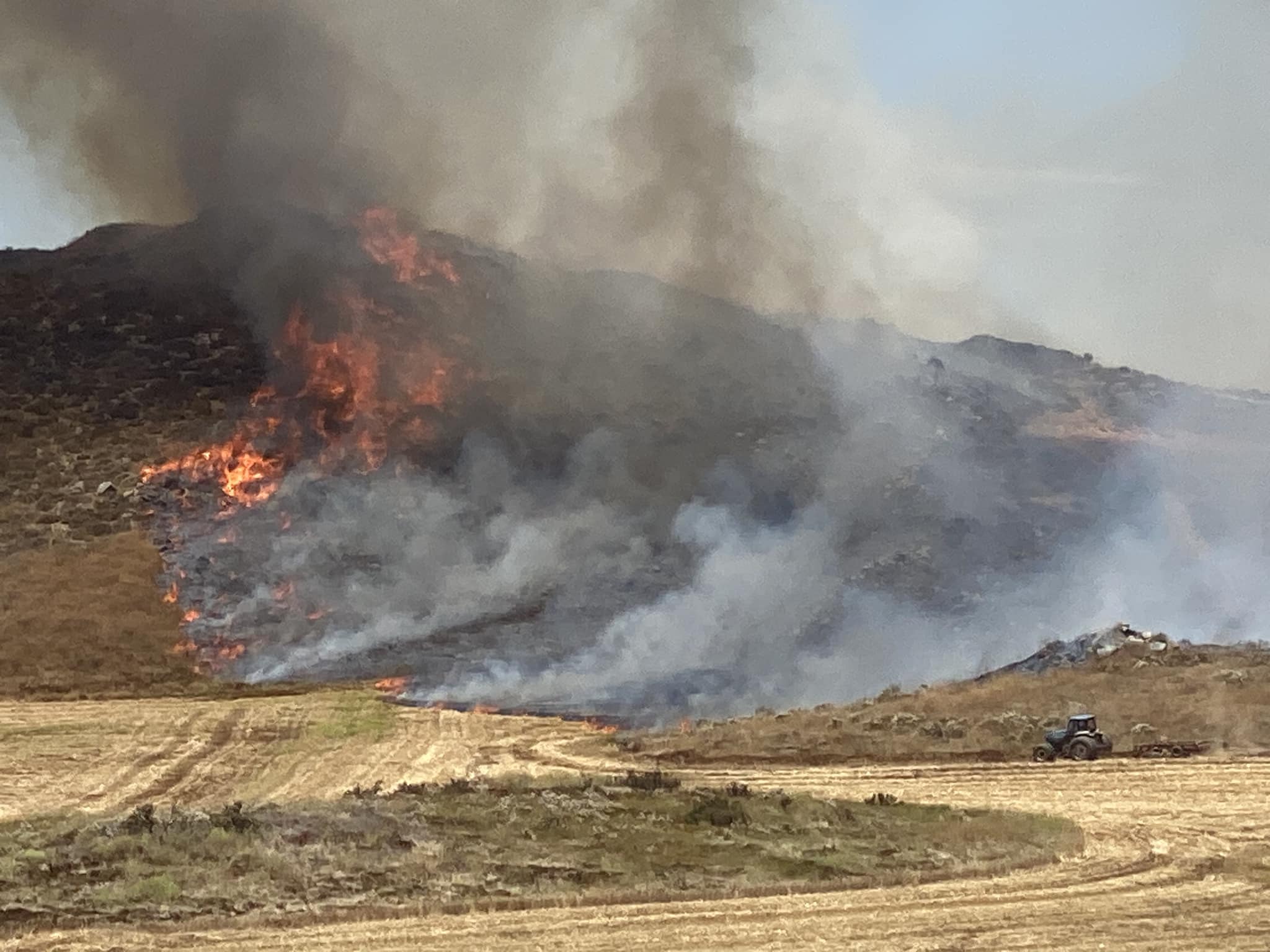 Homes evacuated during 43-acre Garbani Fire | Menifee 24/7