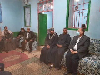 محافظ أسيوط يقدم واجب العزاء لأسرة ضحايا حادث المنزل المنهار بقرية أولاد بدر