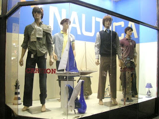 badly coiffed mannequins, La Ceiba, Honduras