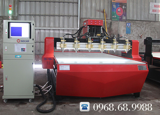 Công ty sản xuất máy khắc CNC 6 mũi tại Việt Nam 2