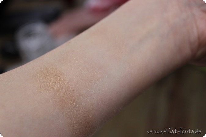 Urban Decay UD Naked Illuminated Trio pyrite oasis twilight highlighter blush palette make up beauty review swatch swatches tragebild blog kosmetik douglas haul einkauf artist mac benefit highend 4