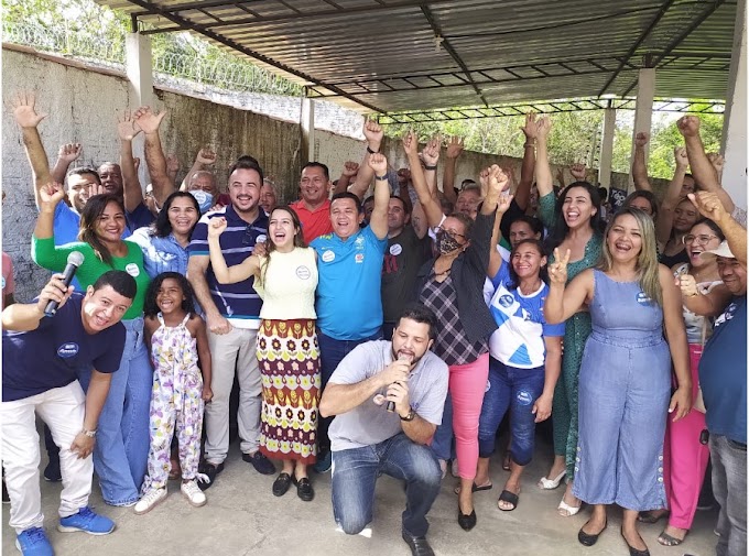 CAXIAS - Presidente da Câmara Teódulo Aragão reúne amigos e lideranças para apresentar suas candidatas à Estadual e Federal