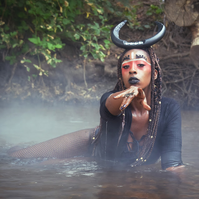 Dark Waters Creak Creatures Photoshoot Models Nature Photography Cosplay