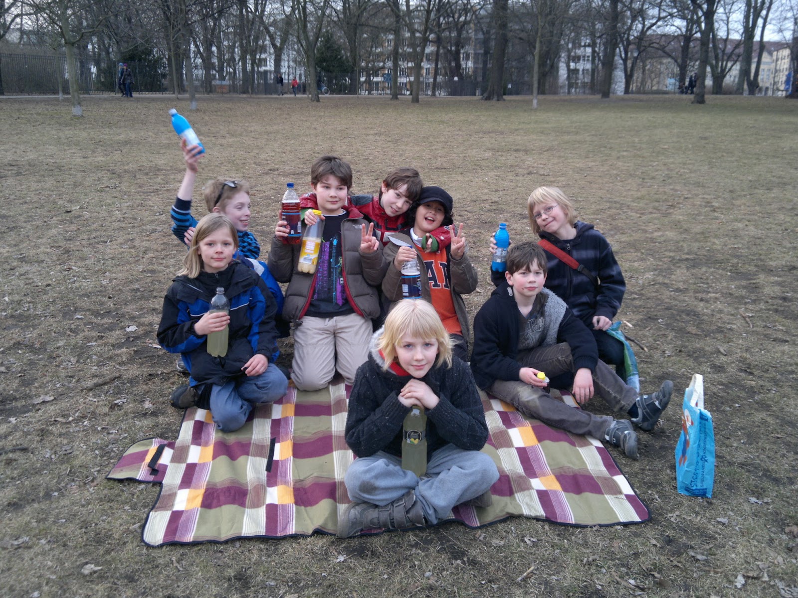 12032011200.jpg