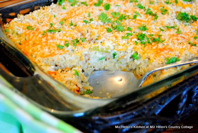 Old Fashioned Chicken and Rice Casserole at Miz Helen's Country Cottage