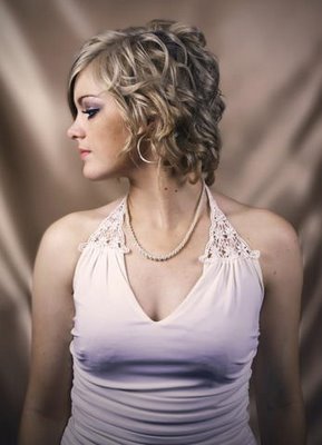 Short Curly Prom Hairstyles