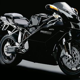 Gambar Motor Ducati Keren
