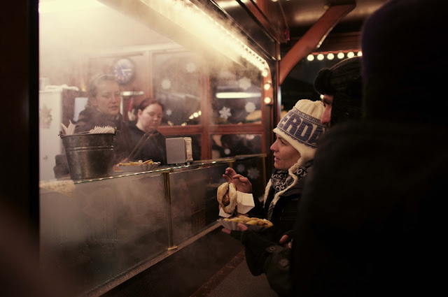 edinburgh-christmas-market