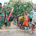 Sedih! Ratusan Warga Distrik Kawagit Kabupaten Boven Digoel Papua Melepas Keberangkatan Anggota Satgas TMMD