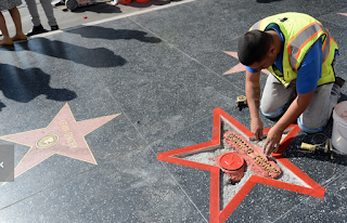 Man Who Admitted Vandalizing Donald Trump’s Star Charged With Felony