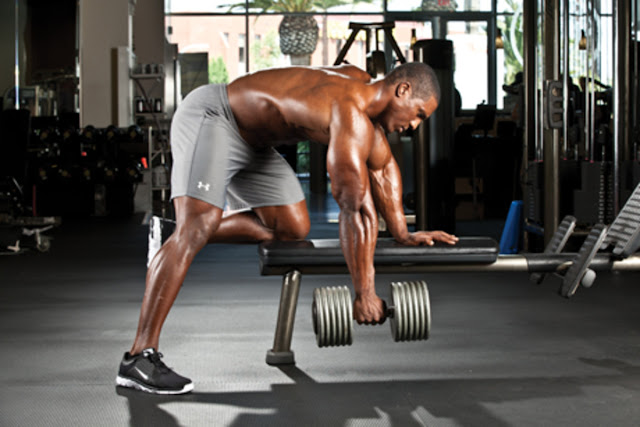 One arm dumbbell rows lats workout