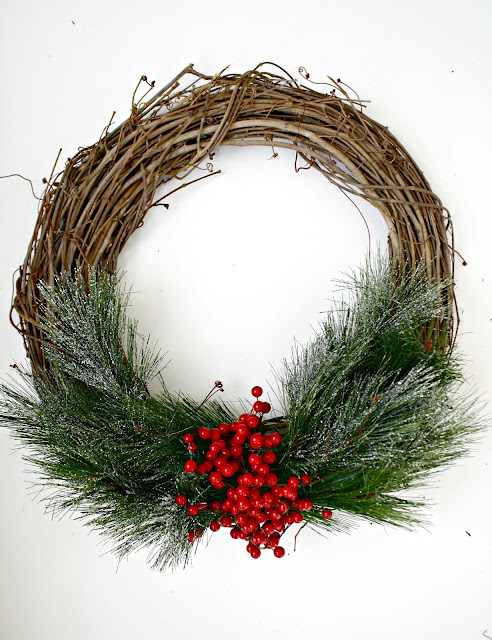 Christmas grapevine wreath DIY