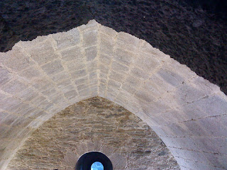 by E.V.Pita... Castles of Narahío and Moeche (Spain / Irmandinos Wars) / Por E.V.Pita... Castillos de Narahío y Moeche (Hermandades) / por Pita.... Castelos de Naraío e Moeche (Guerras dos Irmandiños)