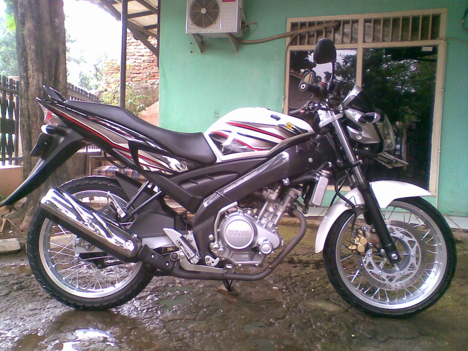 Modifikasi Vixion 2010 Warna Merah Terkeren Sound Modif