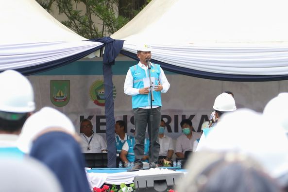 Walikota Rudi Pimpin Apel Siaga Kelistrikan Nataru 2023 PT PLN Batam