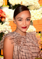 Ashley Madekwe Revenge Actress Photos Gallery 1