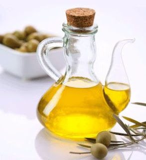 Using Jojoba oil and Peppermint oil