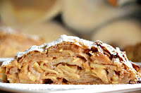 AUSTRIAN 'APFELSTRUDEL' (APPLE STRUDEL)