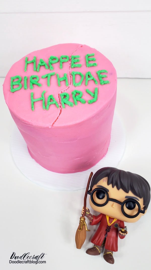 How to Make Harry Potter Cake Topper with Cricut!  Harry potter cake, Harry  potter birthday cake, Cake toppers