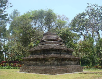 6 Candi Mengagumkan di Malang & Batu Yang Wajib Dikunjungi