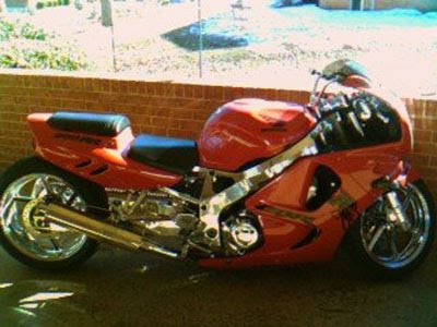 Honda CBR chrome airbrush