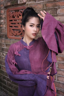 Nguyễn Nhị Lan Nhi không phải gương mặt xa lạ với giới trẻ. Cô từng là Hoa khôi Đại học Khoa học Xã hội và Nhân văn. Nguyễn Nhị Lan Nhi không phải gương mặt xa lạ với giới trẻ. Cô từng là Hoa khôi Đại học Khoa học Xã hội và Nhân văn.