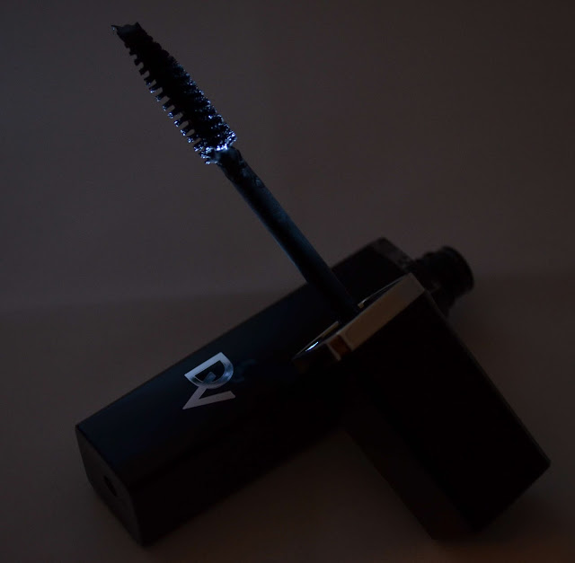 Dakota Vox Light Up Mascara