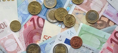 euro_coins_and_banknotes_3