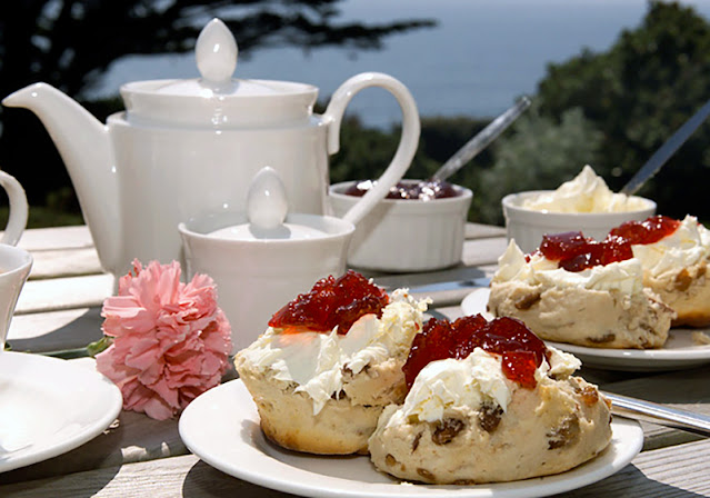 Malaysia traditional tea and scones