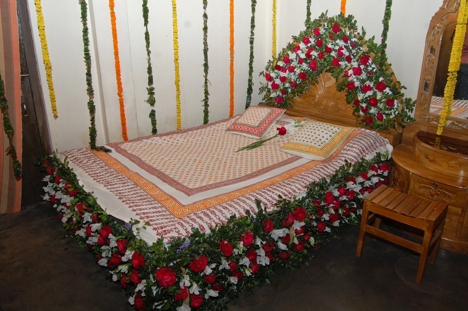 Bangladeshi Wedding Bed  Wedding Snaps