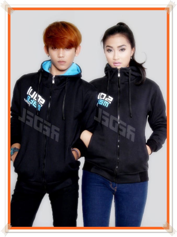 Contoh Aneka Model Jaket  Couple  Terbaru Untuk Pasangan 